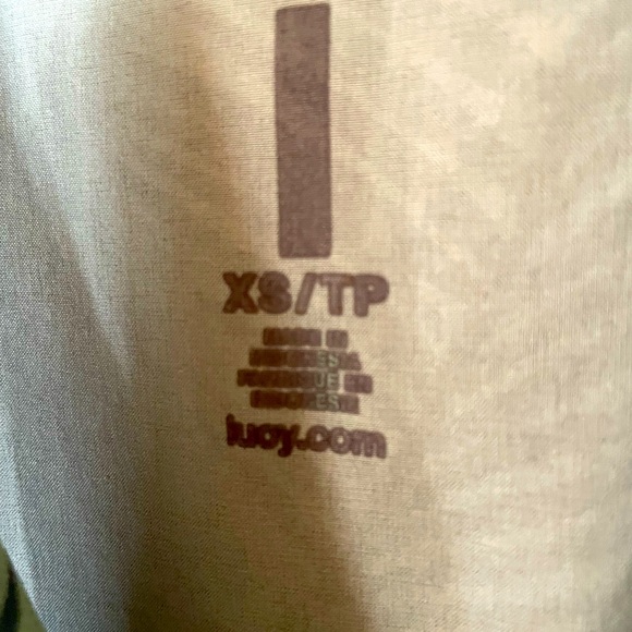 Lucy Vaca Sleeveless V neck - Picture 5 of 6